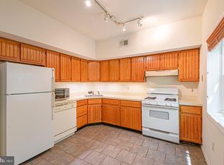 625 S 11th St FLOOR 2, Philadelphia, PA 19147