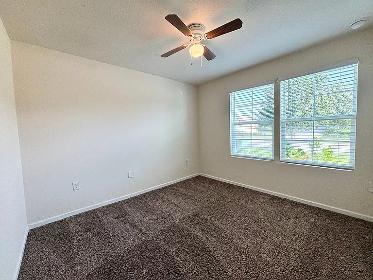 2270 Willow Springs Dr — Photo 6