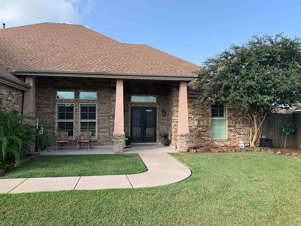 1st image of 173 Sterling Ridge Dr