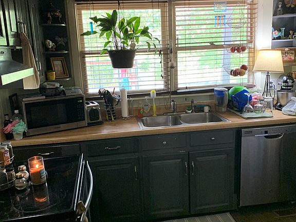 5th image of 171 Doty St