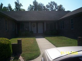 4 Spring Garden Rd, Henderson, KY 42420