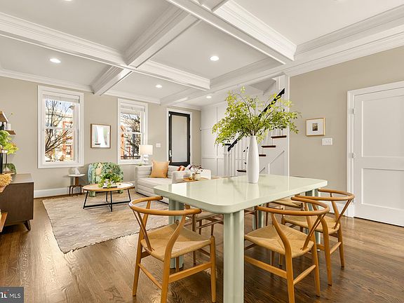 4th image of 1415 F St NE