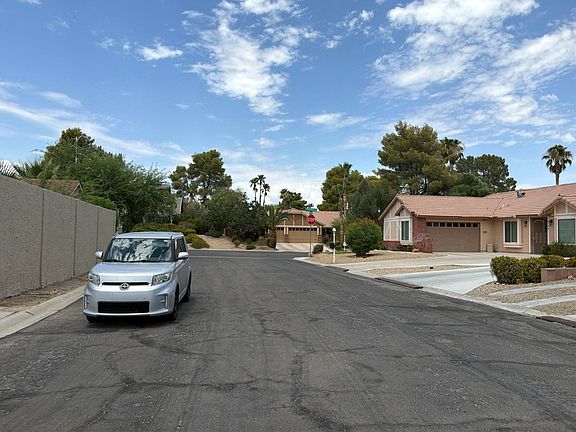 4th image of 3089 Palmdesert Way