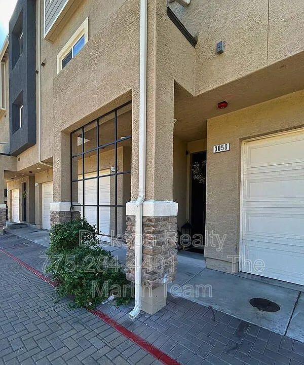 3050 Sterling Ridge Cir