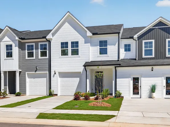 3221 Bailey Lake Dr, Fuquay Varina, NC 27526