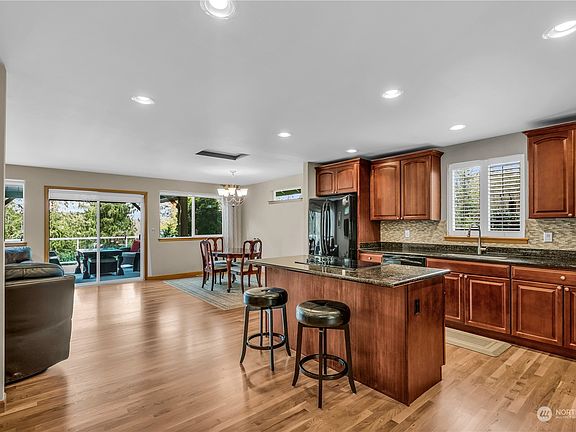 5th image of 17004 W Hill Drive E