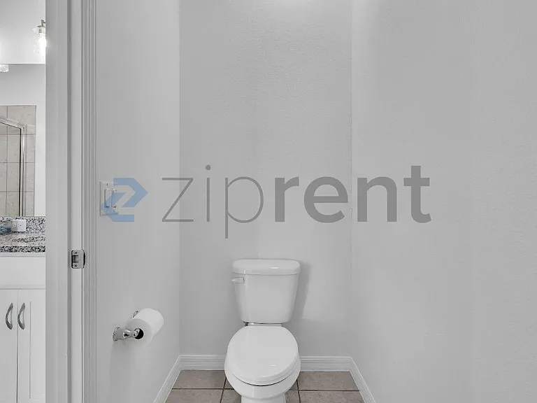 1105 Fig St — Photo 21