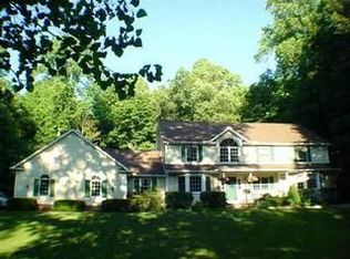 11615 Legend Creek Dr, Chesterland, OH 44026