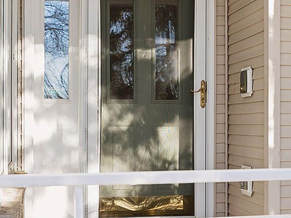 4th image of 8592 Franlo Rd