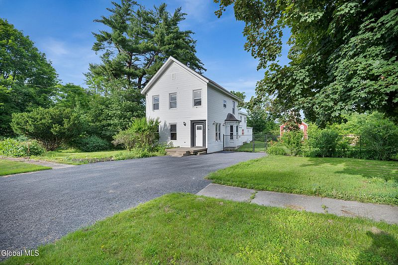 3rd image of 1232 Fort Miller Road