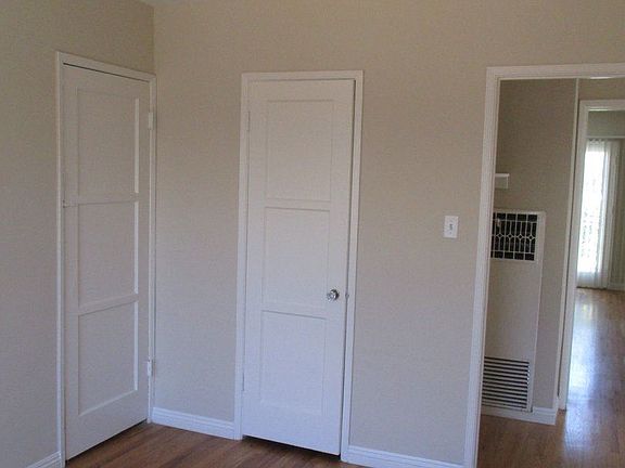 4th image of 4445 Atlantic Ave APT 1