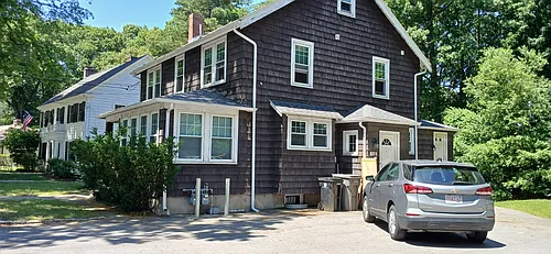 142 Warren Rd #B Photo 1 142 Warren Rd #B Photo 1