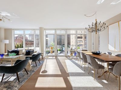 1355 1st Ave Floor 8, New York, NY, 10021