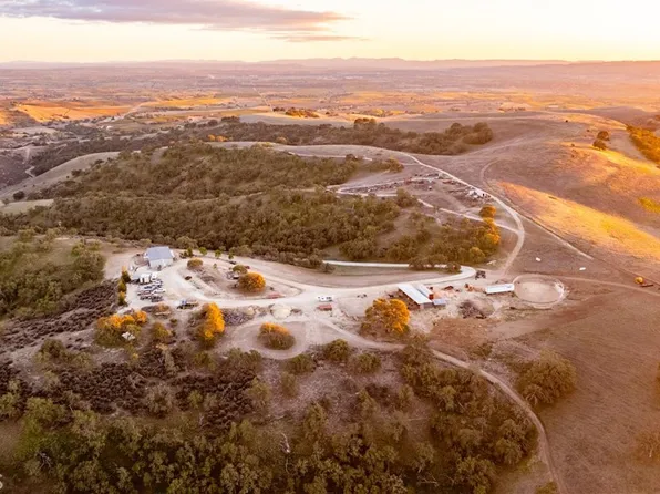 4265 Nickel Creek Rd, San Miguel, CA 93451