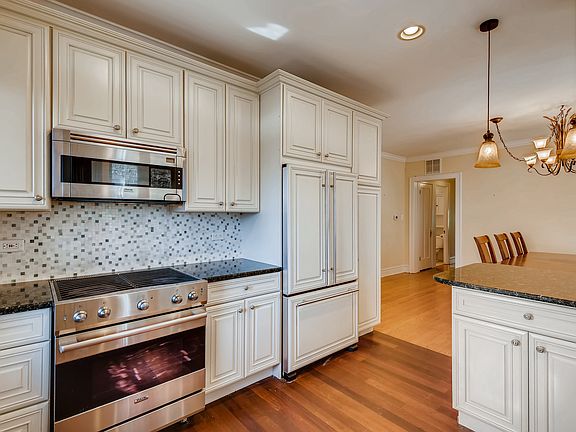 5th image of 2623 W Winnemac Ave #2