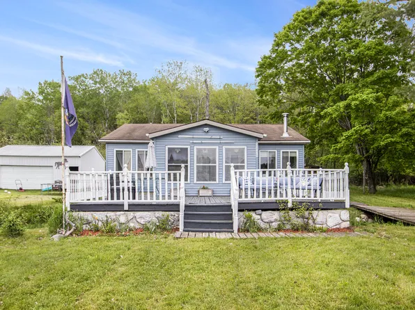 9448 Arnold Creek Dr, Reed City, MI 49677