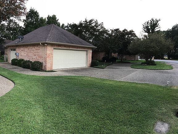 2nd image of 107 S Bay Dr
