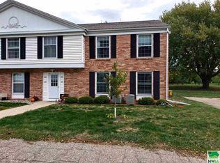 205 Villa Rd, Alta, IA 51002