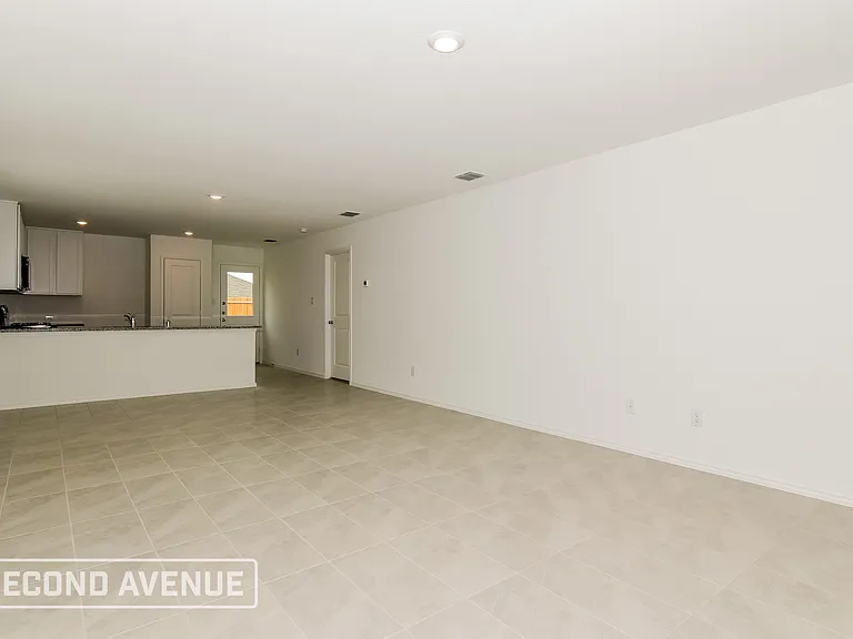 1947 Aves Glen Ln — Photo 7