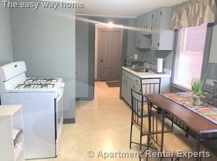 28 Monmouth St #1, Somerville, MA 02143