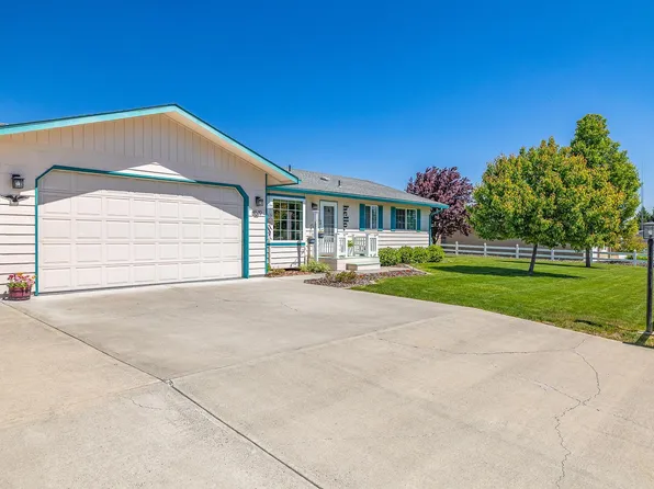 8519 Roberts Dr, Pasco, WA 99301
