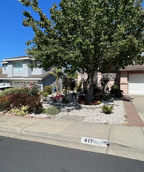 417 Powell Dr — Photo 1