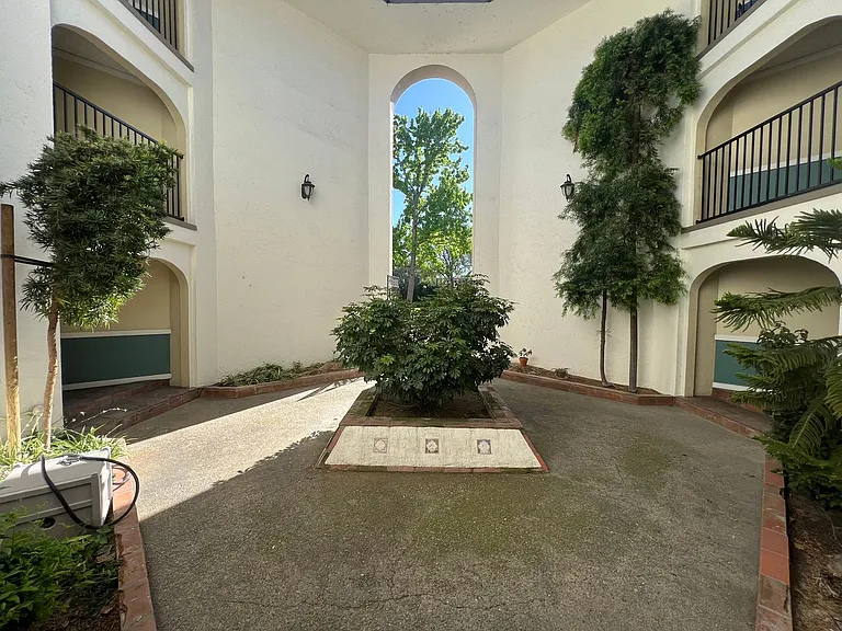 1750 Halford Ave #114 — Photo 15