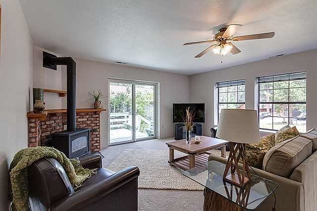 1st image of 10433 Lenelle Ln