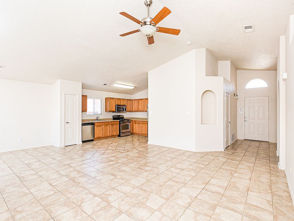 1st image of 2844 Violeta Cir SE