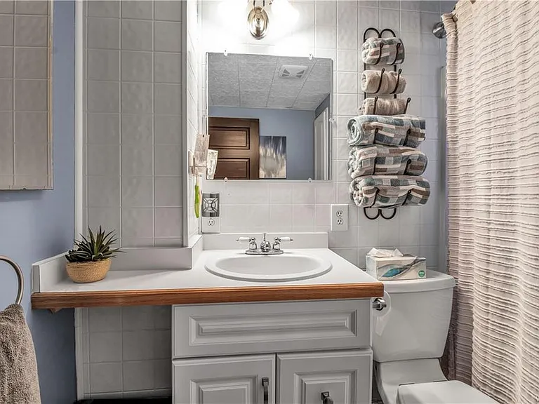 26 Seminole Pkwy #1 — Photo 3