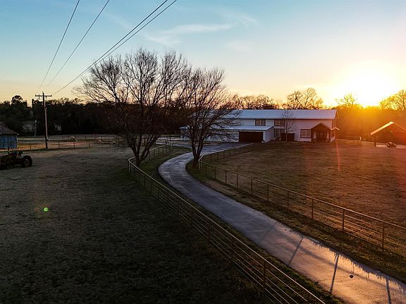 2nd image of 131 Vz County Road 1121