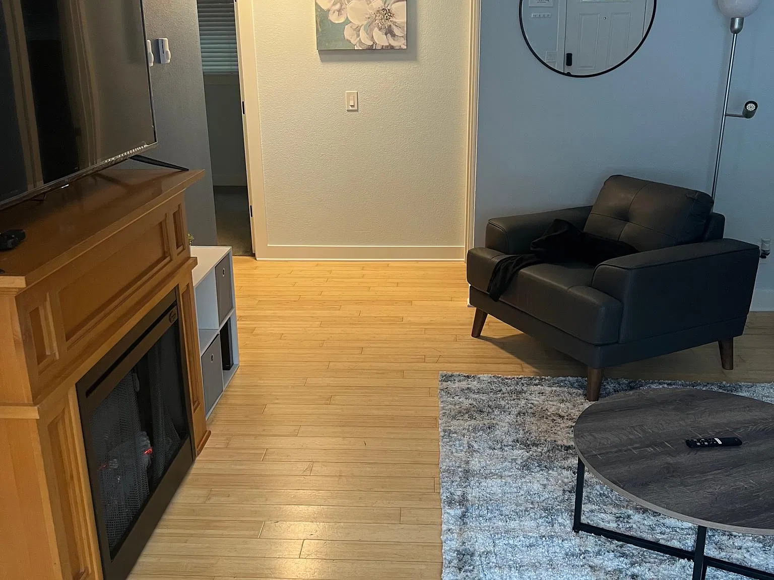 2 bed, 705 sqft, $1,750 — Photo 1