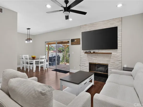 22914 Banyan Pl Unit 198, Santa Clarita, CA 91390