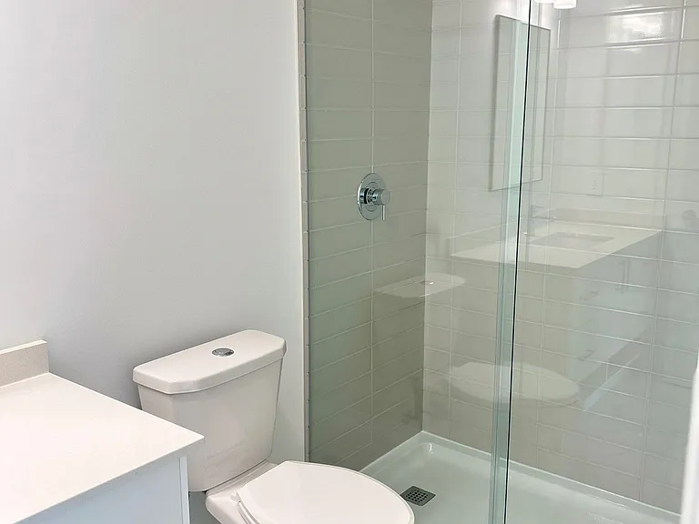 1333 Weber St E #905 — Photo 11