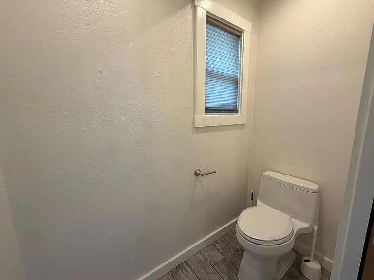 6237 E 21st Ave — Photo 11