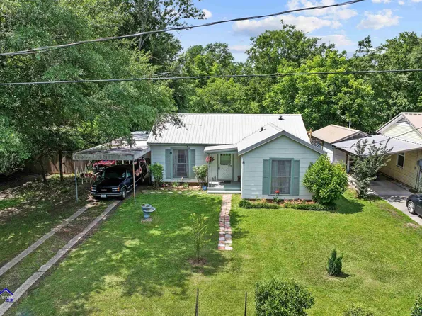 215 E Neal St, Carthage, TX 75633
