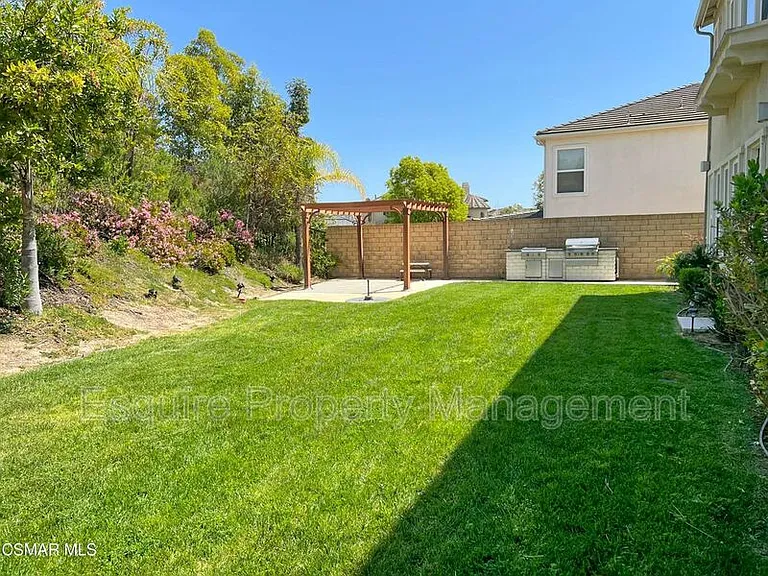 13735 Blue Ridge Way — Photo 39