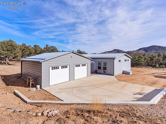 3rd image of 253 Nels Dr