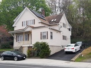 586 Franklin St #2, Worcester, MA 01604