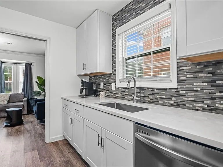 1566 Paces Ferry North Dr SE — Photo 17