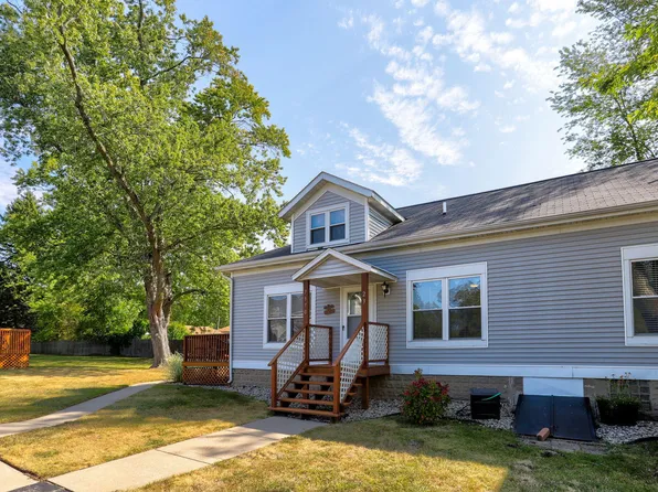 7370 N North Shore Dr #23, South Haven, MI 49090