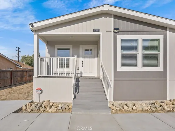 14558 Mission St, Cabazon, CA 92230