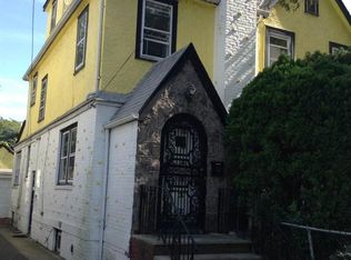 13747 224th St, Springfield Gardens, NY 11413