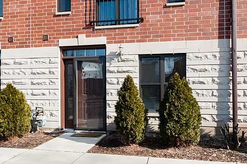 2nd image of 1816 N Spaulding Ave Unit 2