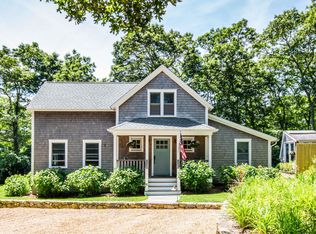 12 Fairway Dr, Oak Bluffs, MA 02557