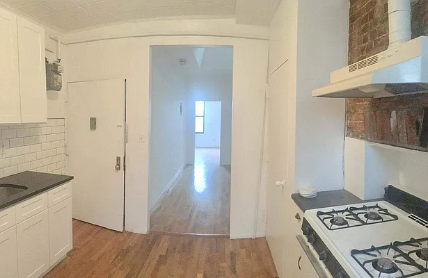 Rented by Brooklyn Real Estate Services | media 6
