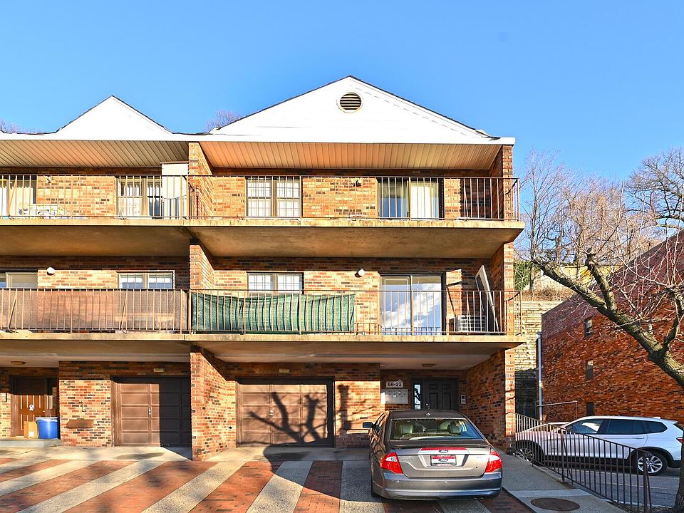 1st image of 6621 242nd St #2