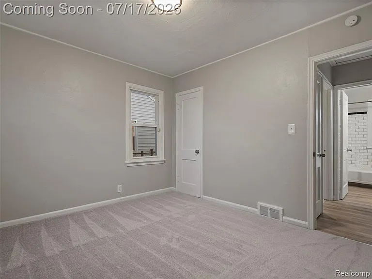 904 E Otis Ave — Photo 13