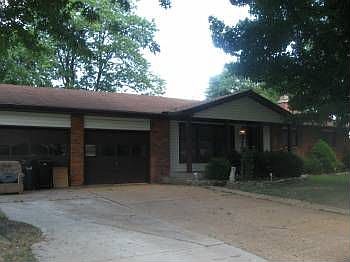 1st image of 925 Lynton Dr