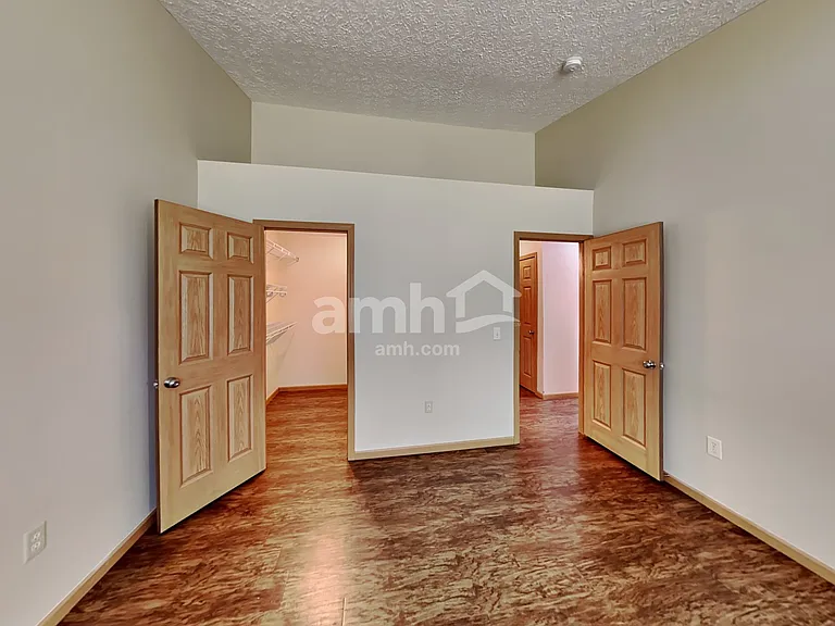 398 Flat River St — Photo 8
